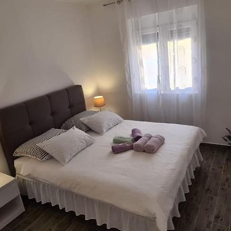 Lavanda Vrana  Luaran gambar